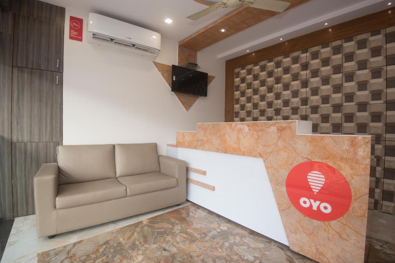 Oyo 14056 Golden Arch Hotell Mumbai Exteriör bild