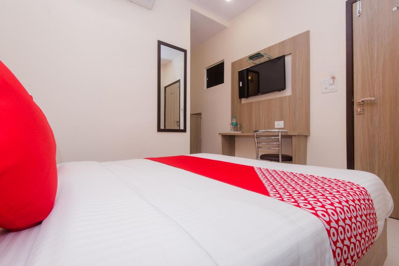 Oyo 14056 Golden Arch Hotell Mumbai Exteriör bild