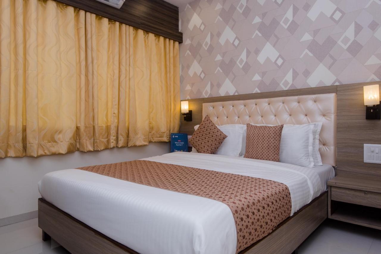 Oyo 14056 Golden Arch Hotell Mumbai Exteriör bild