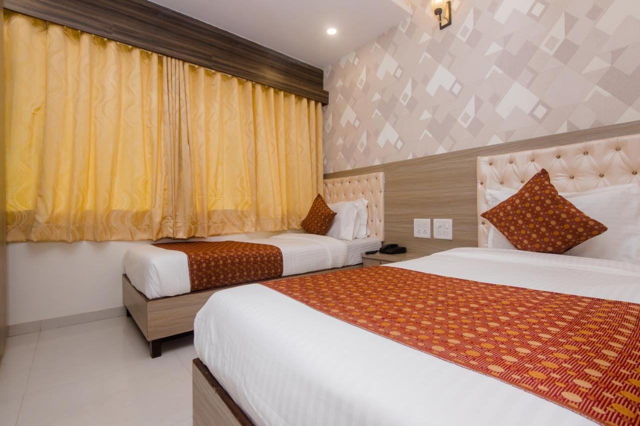 Oyo 14056 Golden Arch Hotell Mumbai Exteriör bild